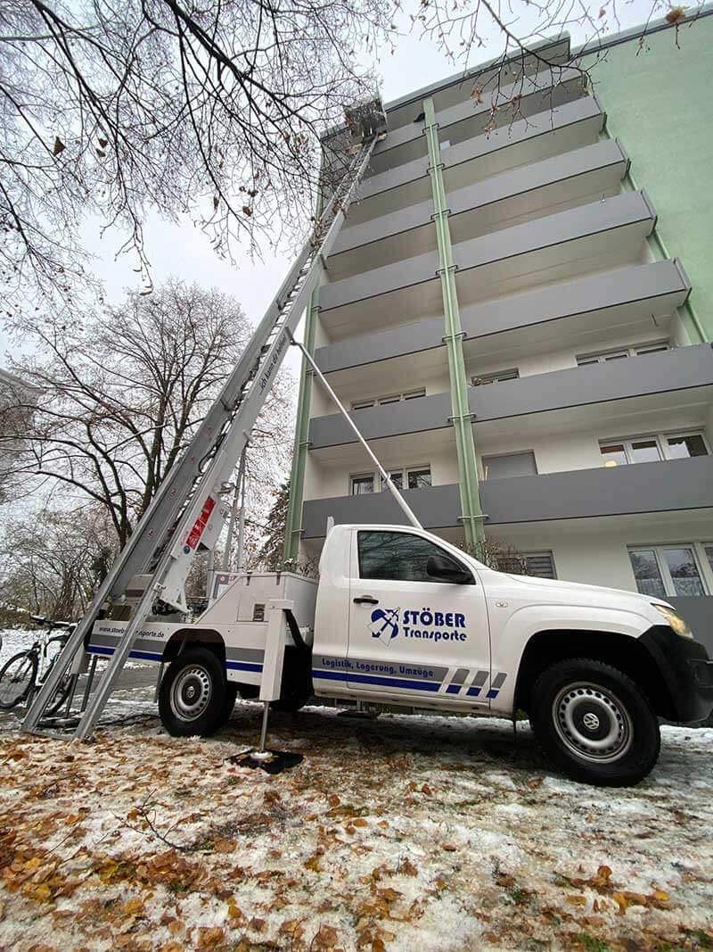 Bild von einem  Möbellift in oberen Stockwerken